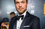 L'acteur polonais Piotr Witkowski lors de la première du film "Le champion d'Auschwitz" où il incarne le boxeur  Tadeusz Pietrzykowski, à Varsovie le 26 août 2021