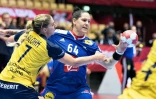 Alexandra Lacrabere très en vue lors de la victoire des Bleues sur la Suède à Herning, le 15 décembre 2020
