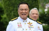 Le chef du parti conservateur Bhumjaithai, Anutin Charnvirakul, arrive au siège du gouvernement à Bangkok, le 6 septembre 2024