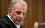 Le procureur Gerrie Nel lors du procès d'Oscar Pistorius le 8 décembre 2015 à Pretoria 