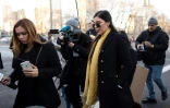 Emma Coronel, la femme d'El Chapo, arrive au tribunal de Brooklyn peu après le début des délibérations le 4 février 2019 à New York  
