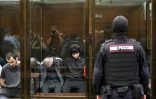 Un groupe de prévenus accusés d'avoir participé à l'attaque à main armée perpétrée en 2024 dans la salle de concert Crocus City Hall, qui a fait 149 morts, comparaît devant le tribunal de Moscou le 4 août 2025