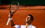 Le Serbe Novak Djokovic, après sa victoire face à l'Uruguayen Pablo Cuevas, au 2e tour du tournoi de Roland-Garros, le 3 juin 2021