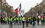 Manifestation de "gilets jaunes" sur les Champs-Elysées, le 15 décembre 2018