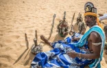 Un initié sur la plage de Ouidah, le 10 janvier 2022