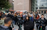 De nombreux médias couvrent l'ouverture du procès du "gang des nouveaux-nés", à Istanbul, le 18 novembre 2024