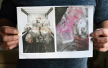 Noel Pouliquen montre des photos de déchets de produits toxiques stockés dans un camion