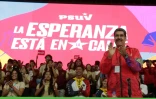 Photo diffusée par la présidence vénézuélienne du président Nicolas Maduro lors d'un rassemblement au stade Poliedro à Caracas, le 16 mars 2024