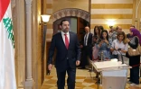 Une photo obtenue par l'agence de photo libanaise Dalati et Nohra, montre le Premier ministre Saad Hariri arrivant au podium pour annoncer la démission de son gouvernement à Beyrouth, le 29 octobre 2019