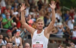 L'athlète français Kevin Mayer établit le nouveau record du monde de points du décathlon durant le "Decastar" Challenge à Talence le 16 septembre 2018