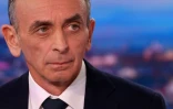 Le polémiste d'extrême droite et candidat à la présidentielle Eric Zemmour, sur le plateau de TF1 à Boulogne-Billancourt près de Paris, le 30 novembre 2021
