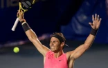 L'Espagnol Rafael Nadal savoure sa victoire contre l'Américain Taylor Fritz en finale du tournoi de tennis ATP 500 d'Acapulco le 29 février 2020. Le N.2 mondial a récemment participé à un "live" Instagram avec Roger Federer.
