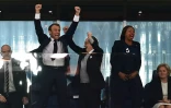 L'explosion de joie du président français Emmanuel Macron, de celui de la FFF Noël Le Graët et de la ministre de Sports Laura Flessel, après la victoire des Bleus en finale du Mondial, le 10 juillet 2018 à Moscou