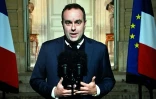 Le Premier ministre Sébastien Lecornu sur un écran de télévision lors d'une allocution le 16 janvier 2026