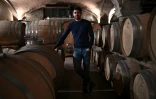 Giovanni Correggia, patron d'un producteur de vins bio à Canale dans la région de Roero, le 25 mars 2022