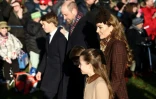 Le prince William, prince de Galles, et son épouse Catherine, princesse de Galles, arrivent avec leurs enfants, le prince George, le prince Louis et la princesse Charlotte, pour la traditionnelle messe de Noël de la famille royale à l'église Sainte-Marie-Madeleine, sur le domaine de Sandringham, dans l'est de l'Angleterre, le 25 décembre 2025