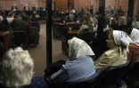 Des femmes de l'association "Les mères de la place de mai" lors du procès ex-militaires jugés le 27 mai 2016 à Buenos Aires