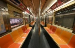 Une rame de métro de New York vide, le 23 mars 2020