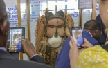 Le masque remis par le roi Philippe de Belgique, au Musée national de Kinshasa, le 8 juin 2022 en RDC 