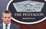 Pete Hegseth lors d'une conférence de presse au Pentagone le 16 avril 2026