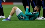 Karim Benzema sur le terrain du Stade de France, le 27 mai 2022, lors d'un entraînement du Real Madrid à la veille de sa finale contre Liverpool en Ligue des champions