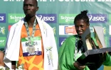 Le Kenyan Elisha Rotich et l'Ethiopienne Tigist Memuye au marathon de Paris le 17 octobre 2021