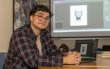 Aldo Italo Gutierrez, membre du projet d'intelligence artificielle "Regresa", à Mexico le 29 septembre 2026