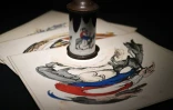 Une anamorphose présentée lors de l'exposition "Cabinets de curiosité" au Fonds Hélène et Michel Leclerc à Landernau, en France