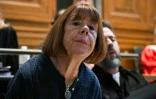 Gisèle Pelicot dans la salle d'audience du procès en appel des viols de Mazan au palais de justice de Nîmes, le 6 octobre 2025 dans le Gard
