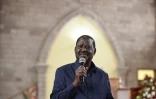 Le candidat à la présidentielle kényane Raila Odinga, s'exprime lors d'un office religieux à Karen, près de Nairobi, le 14 août 2022

