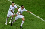 Le Portugais Pepe (d) vient d'égaliser contre l'Uruguay en 8es de finale du Mondial, le 30 juin 2018 à Sotchi