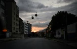 Une rue de Petare, un quartier de Caracas, pendant une panne d'électricité, le 22 juillet 2019 au Venezuela