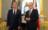 Le secrétaire d'Etat américain Antony Blinken (g) s'entretient avec le Premier ministre britannique Keir Starmer à Lancaster House, dans le centre de Londres, le 10 septembre 2024