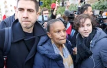 La candidate à la présidentielle française Christiane Taubira (c) participe à une manifestation d'Ukrainiens devant l'ambassade de Russie à Paris, le 24 février 2022