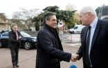 François Fillon accueilli par le maire Jean-Marie Vilain à son arrivée le 22 novembre 2016 à Viry-Chatillon