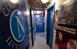 L'intérieur du "musée" Maradona de Massimo Vignati, le 20 novembre 2019 à Naples