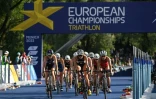 Emma Lombardi (à gauche) avec ses concurrentes dans l'épreuve cycliste de triathlon à l'Euro de Munich, le 12 août 2022 