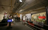 L'une des galeries sous-terraines reliées à la voie ferrée du train  postal de Londres, le 26 juillet 2017, lors d'une visite de presse du nouveau Musée Postal