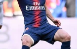 L'attaquant du PSG Edinson Cavani rate un penalty lors du match nul 1-1 à domicile face à Nice le 4 mai 2019