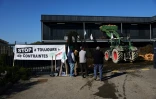 Manifestations d'agriculteurs devant des centres des impôts des Bouches-du-Rhône