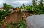 Glissement de terrain à Capesterre-Belle-Eau, en Guadeloupe, le 17 septembre 2022 après le passage de la tempête Fiona