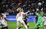 L'attaquante norvégienne de Lyon Ada Hegeberg ouvre le score face à la Juventus Turin, lors du quart de finale retour de la Ligue des Champions, le 31 mars 2022 au Groupama Stadium à Décines-Charpieu