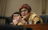 Selon Rosa DeLauro, élue démocrate à la chaambre des représentants américains, "l'Aléna est directement responsable de la délocalisation d'un million d'emplois bien rémunérés"



 Rosa DeLauro (D-CT) speaks during a hearing before the Labor, Health and Human Services, Education and Related Agencies Subcommittee of the House Appropriations Committee May 24, 2017 on Capitol Hill in Washington, DC. The subcommittee held a hearing on "Department of Education Budget."   Alex Wong/Getty Images/AFPWASHINGTON, DC - MAY 24: U.S. Rep. Rosa DeLauro (D-CT) speaks during a hearing before the Labor, Health and Human Services, Education and Related Agencies Subcommittee of the House Appropriations Committee May 24, 2017 on Capitol Hill in Washington, DC. The subcommittee held a hearing on "Department of Education Budget."   Alex Wong/Getty Images/AFP