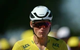 Le Néerlandais Mathieu van der Poel  alors porteur du maillot jaune du Tour de France, à l'arrivée de la 7e étape à Mûr-de-Bretagne, le 11 juillet 2025