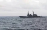 Cette image tirée d'une vidéo prise le 31 mars 2025 et publiée par le ministère taïwanais de la défense le 1er avril 2025 montre des navires militaires chinois dans les eaux au large de Taïwan