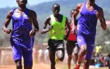 Des réfugiés sud-soudanais du camp de réfugiés de Kakuma s'entraînent le 16 mars 2016 dans les collines de Ngong à Nairobi