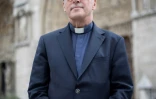 Le recteur de Notre-Dame Mgr Patrick Chauvet devant la cathédrale, à Paris, le 13 juin 2019