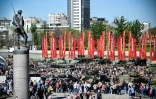 Exposition des "trophées" occidentaux prélevés en Ukraine dans un parc dédié aux victimes de la Seconde Guerre mondiale à Moscou, le 1er mai 2024