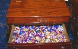 Le "bureau à bonbons" du Sénat américain, sur une image datant de 2003 et publiée avec la permission de la Bibliothèque du Congrès. 