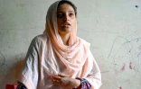 Zahra Afzal, qui s'occupe d'enfants, lors d'une interview avec l'AFP à Karachi, le 16 août 2024 au Pakistan